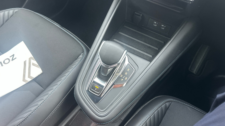 Renault Symbioz 1.6 E-Tech FHEV 145 Techno Esprit Alpine 5dr Auto Hybrid Estate